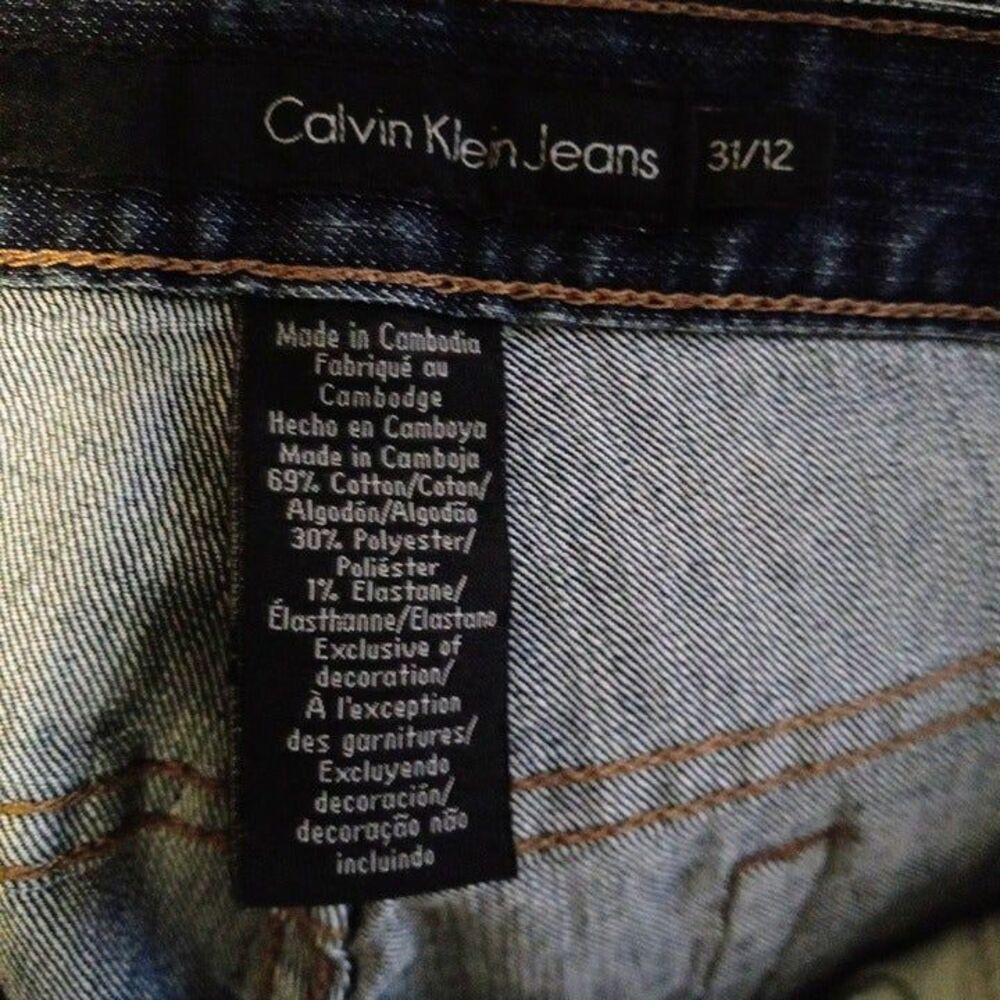 Calvin Klein Size 31/12 Flare Jeans-Medium Wash-Mid Rise-Normcore-Classic- - Picture 9 of 10